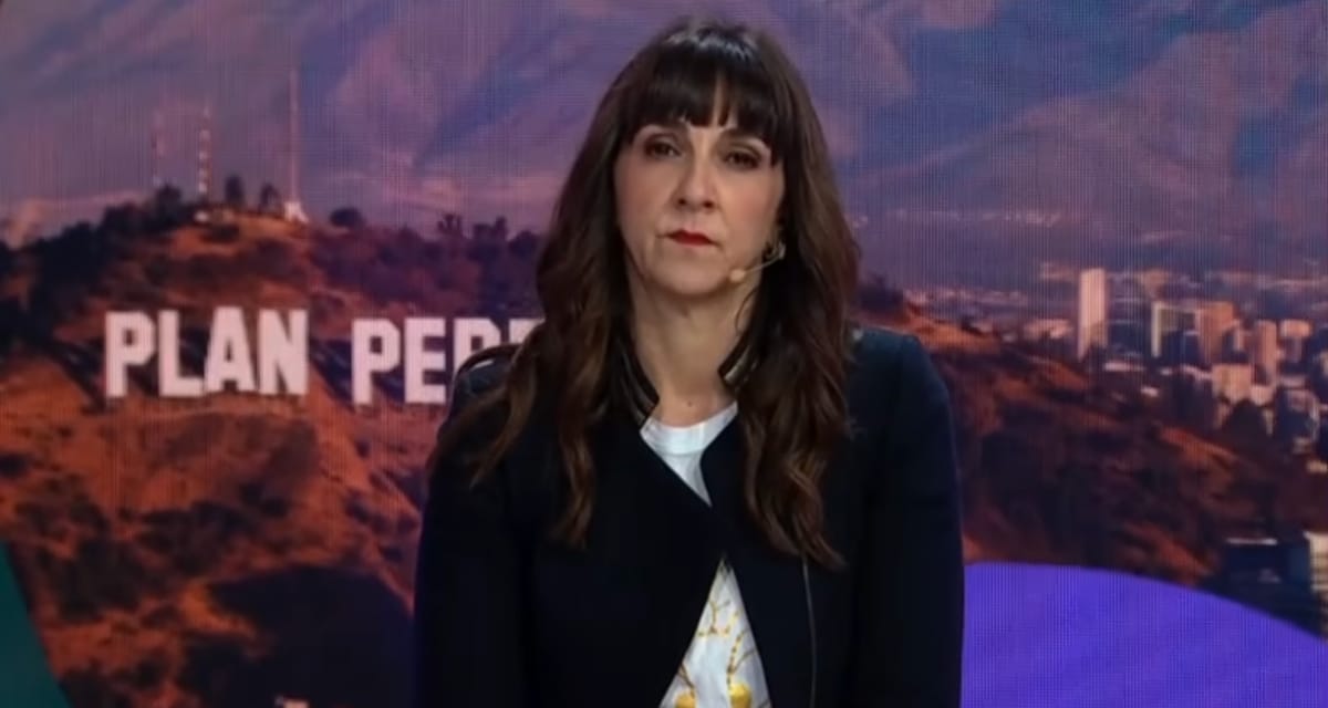 Renata Bravo encara a Douglas en defensa de Ana Sol Romero.