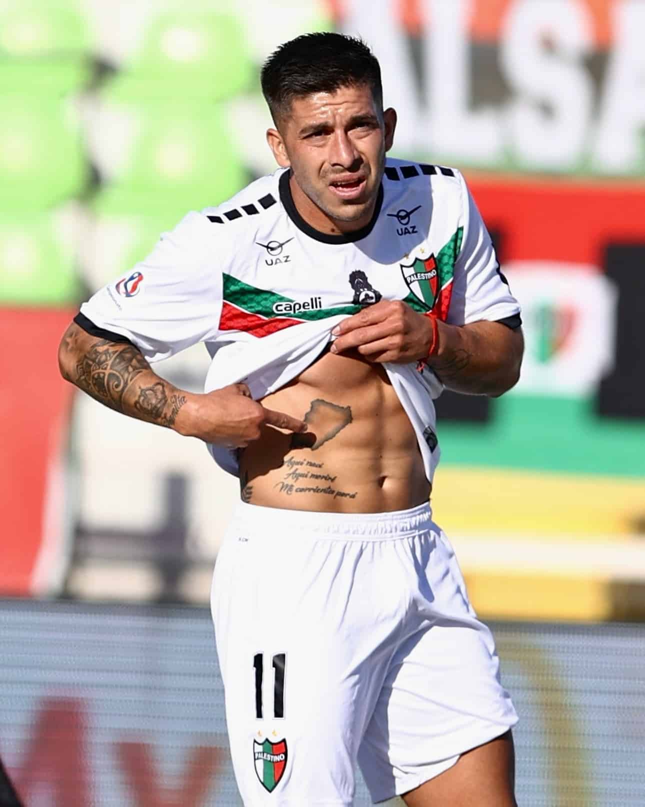 Jonathan Benítez, volante argentino de Palestino, fue mencionado por Coté López en su descargo contra Gala Caldirola
