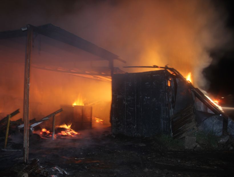 Dos empresas se incendiaron al norte de Osorno