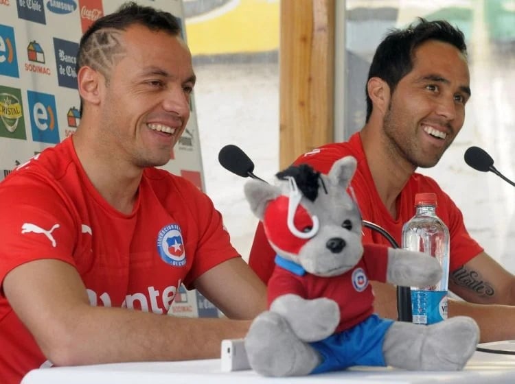 Claudio Bravo y Marcelo Díaz