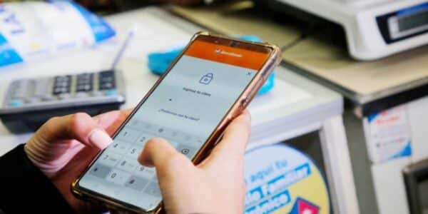 Bolsillo Familiar Electrónico