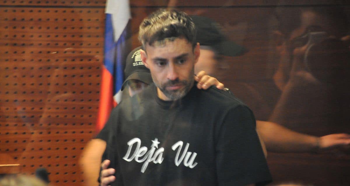 Jorge Valdivia formalizado por violación