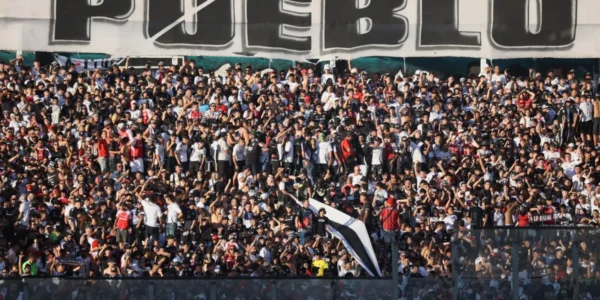 Colo Colo y la decisión con sus abonados