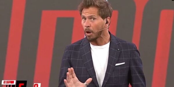 Colo Colo enfrenta críticas