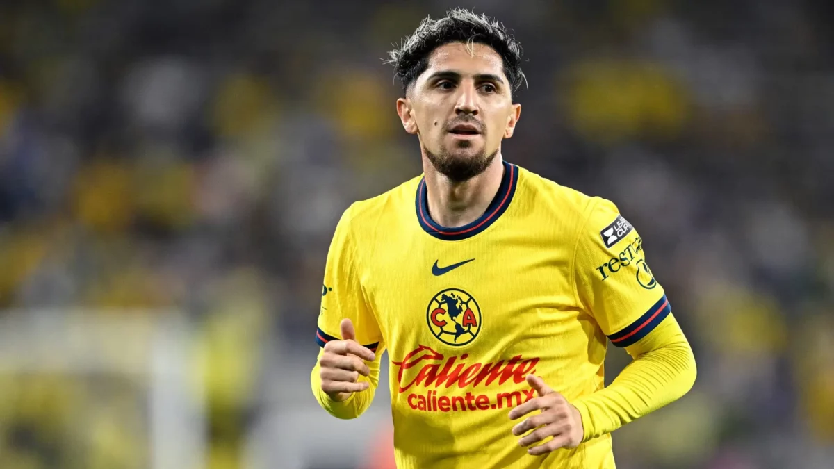Diego Valdés debe irse de América