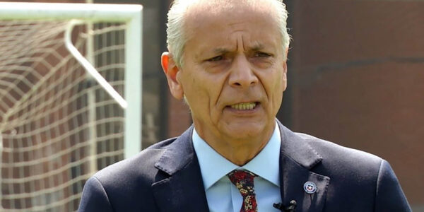 Javier Castrilli niega robo a Colo Colo