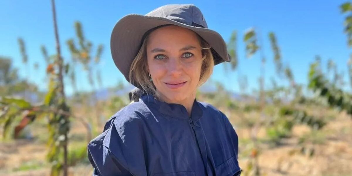 Mariana Derderián envía mensaje