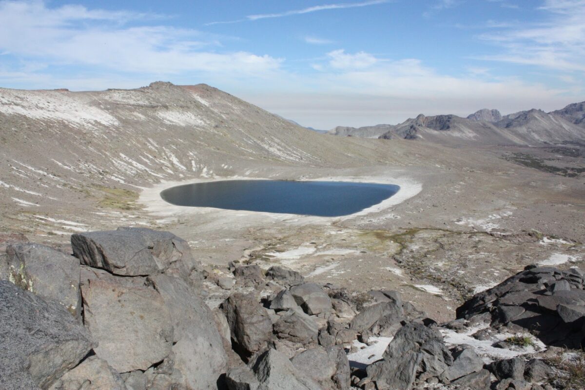 Volcán Laguna del Maule