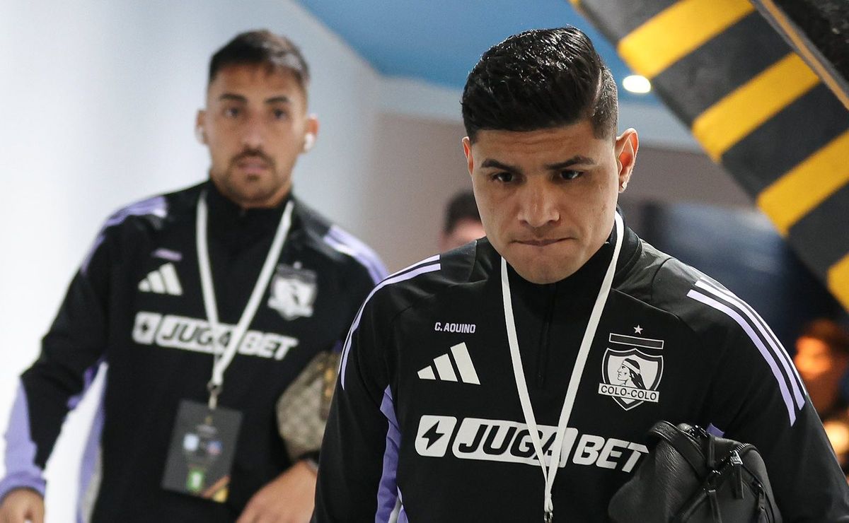 Colo Colo se esconde