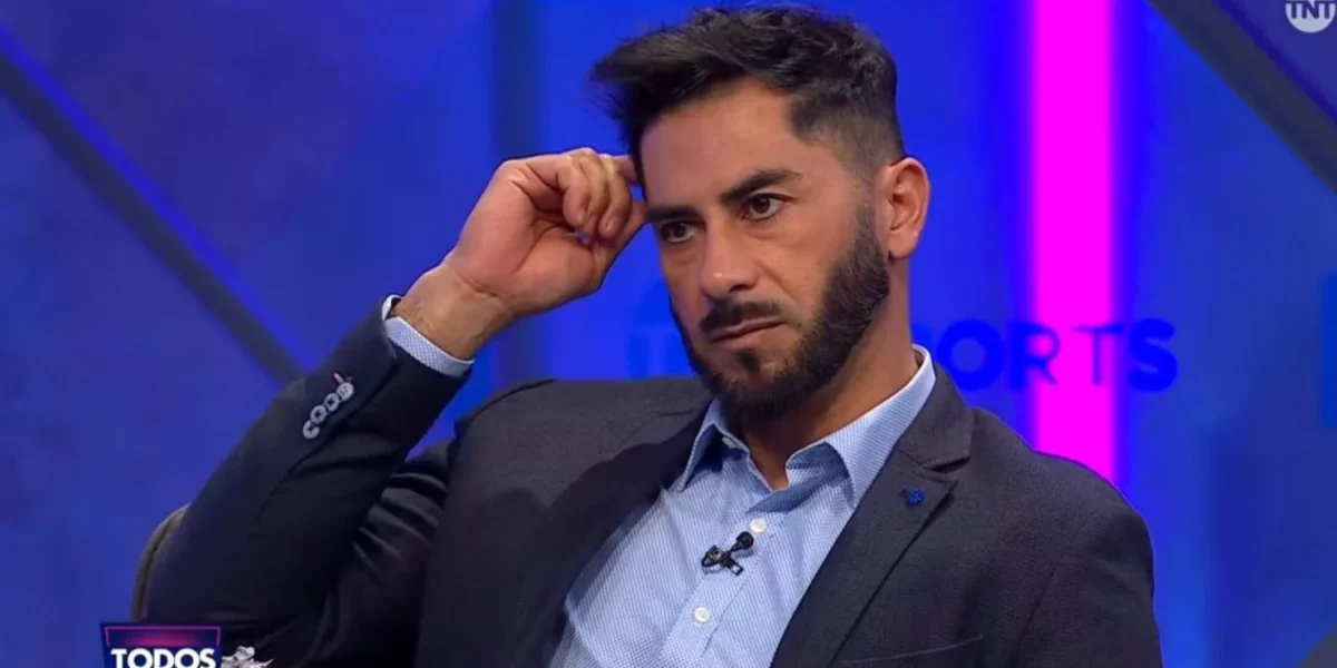 Johnny Herrera eligió al máximo ídolo de la U