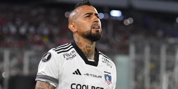 Arturo Vidal enfrentaría demandas