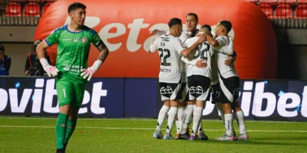 Colo Colo es criticado por rostro de TNT Sports