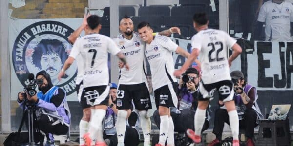 Jugadores de Colo Colo cerca de dejar el club