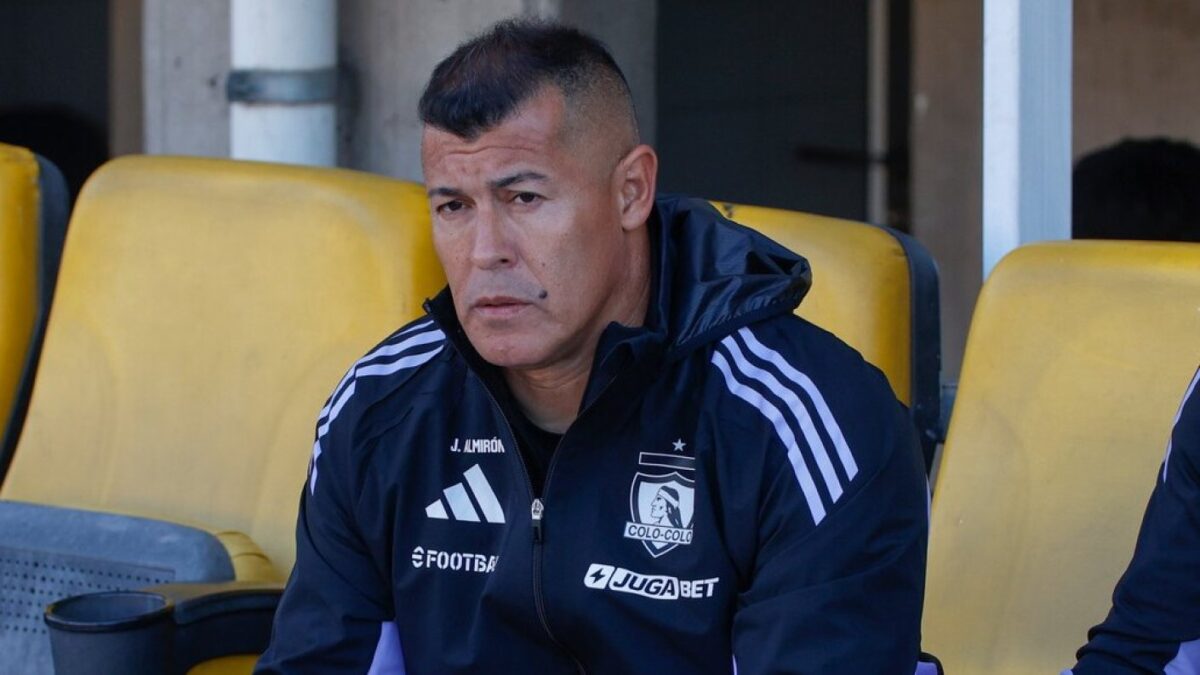 Colo Colo sacude su once inicial ante Iquique