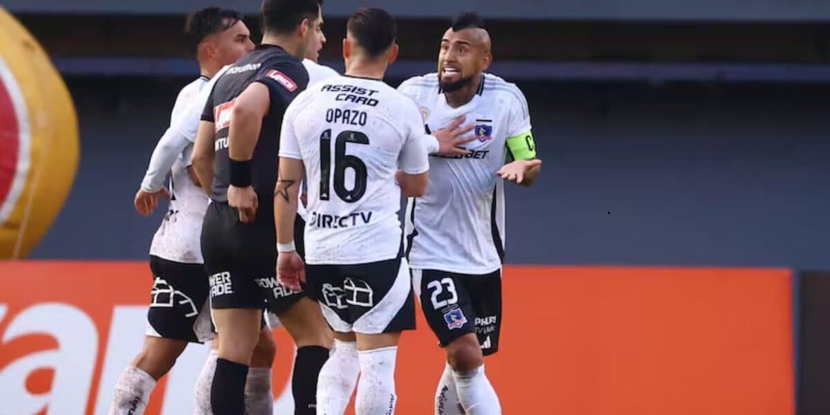 Un nuevo dato sacude al camarín de Colo Colo