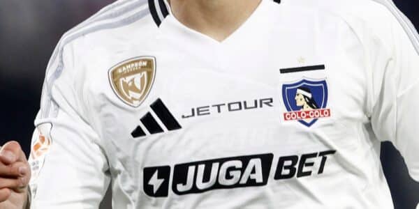 Figura de Colo Colo se lesiona y podría ser baja