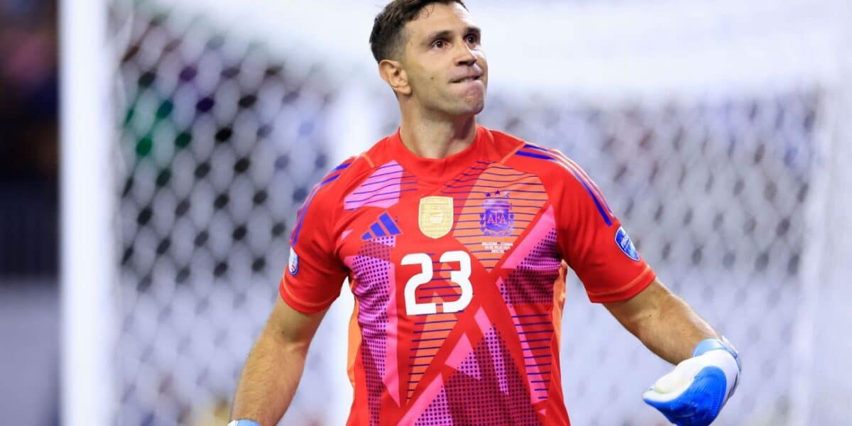 Este sería el nuevo equipo del Dibu Martínez