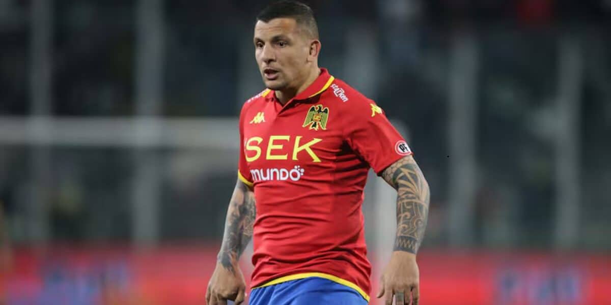 Emiliano Vecchio se ofrece a jugar por este club