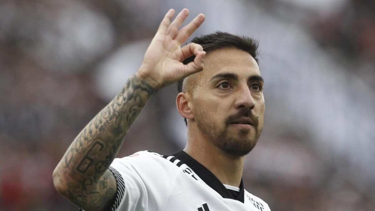 Javier Correa: ¿se queda en Colo Colo o parte a Argentina?