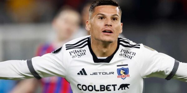 Dos gigantes de Europa se pelean por Lucas Cepeda