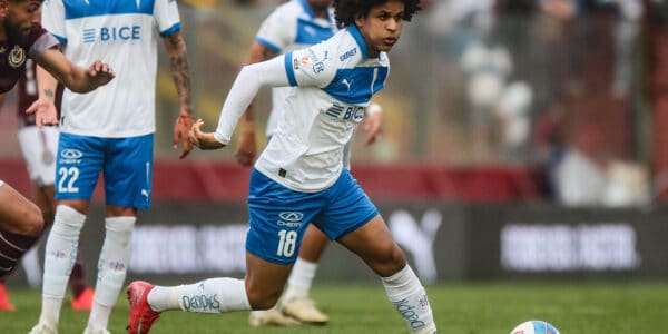 Ex DT de la Roja podría llegar a la UC