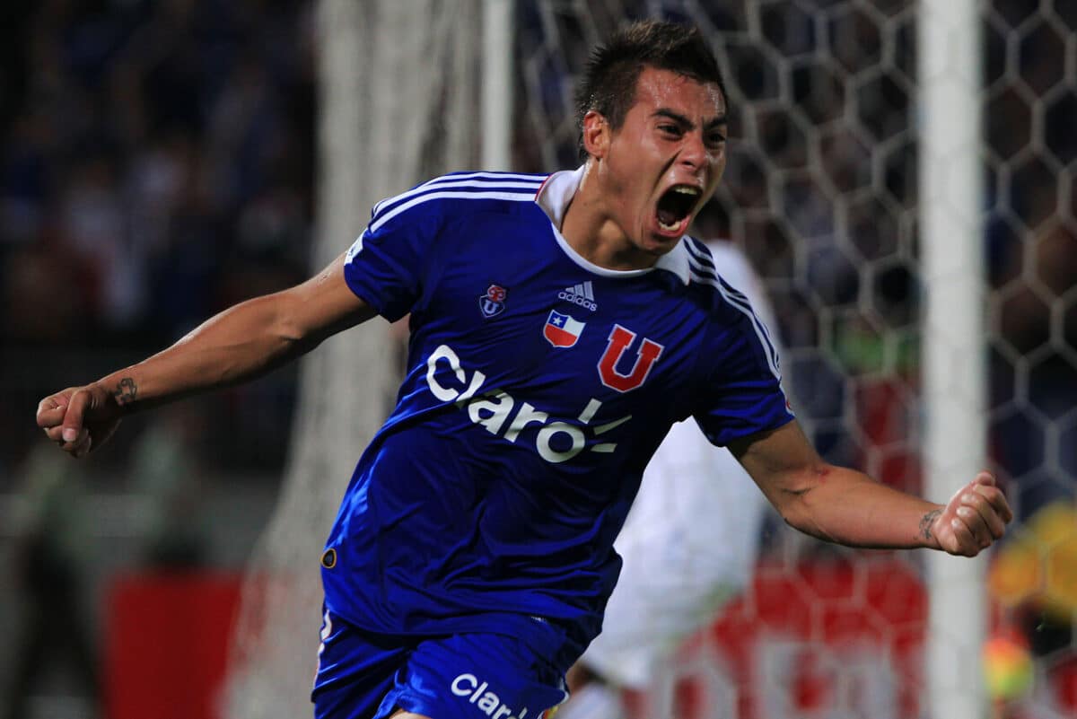 Eduardo Vargas es la gran sorpresa de Colo Colo