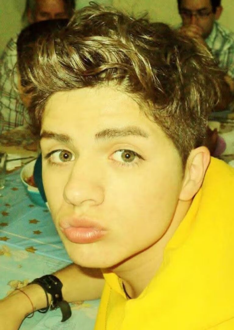 IMÁGENES | Salen a la luz fotos del pasado de Roon Antonio, el favorito ...