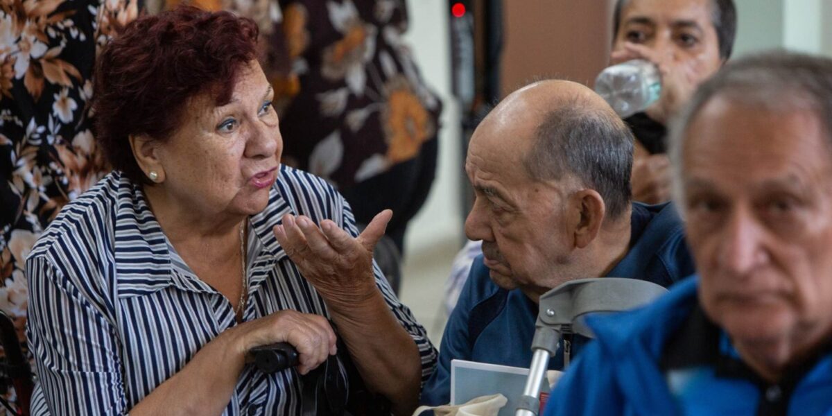 Bonos para adultos mayores