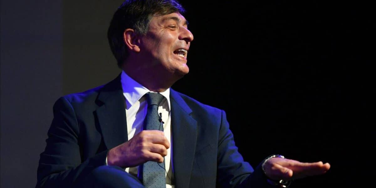 Nueva polémica de Parisi.