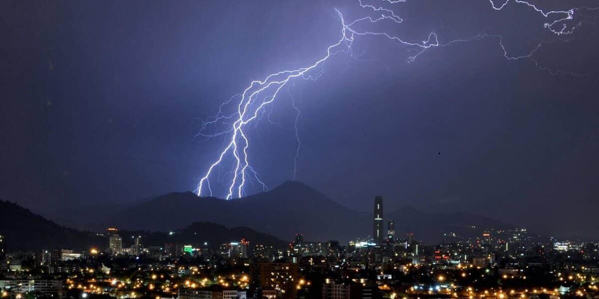 lluvia y granizo en Santiago