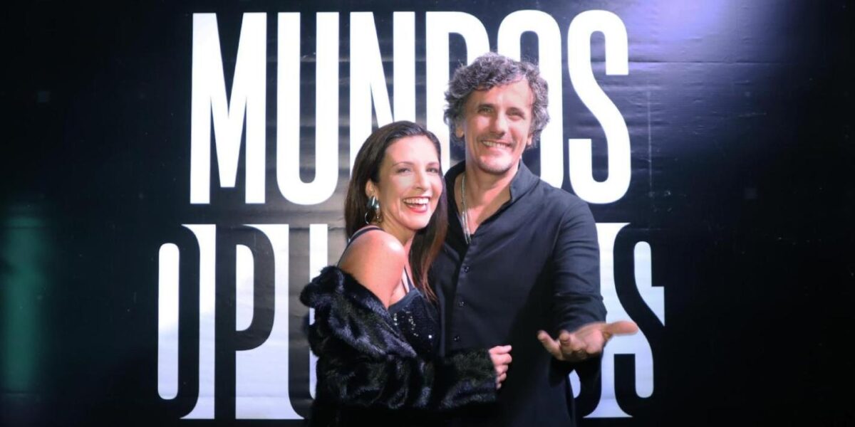 Mundos Opuestos