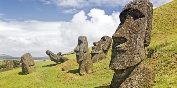 Moáis