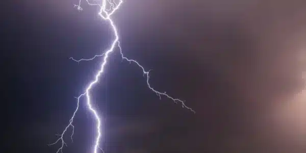 Tormenta eléctrica