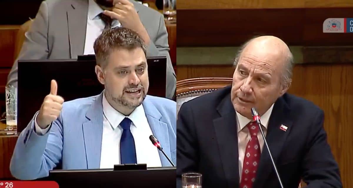 Daniel Manouchehri enfrentando al ministro Jorge Quiroz en el Congreso