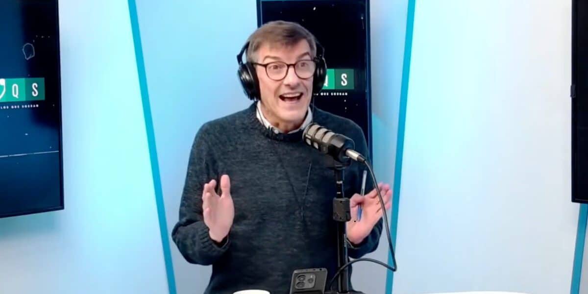 Daniel Stingo realizando polémicas declaraciones sobre rostros de la TV chilena