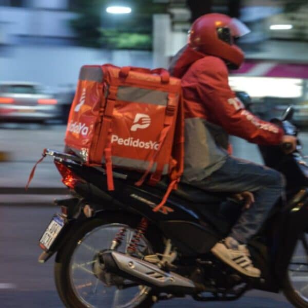 Delivery en Chile podría verse afectado por caída de trabajadores venezolanos