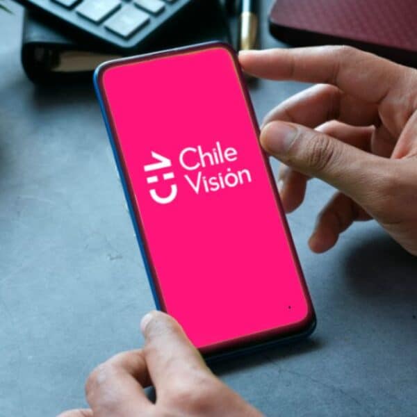 Eduardo Fido Cabezas anunciando su salida de Chilevisión