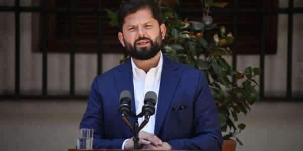 Gabriel Boric realiza autocrítica sobre su gobierno en actividad pública