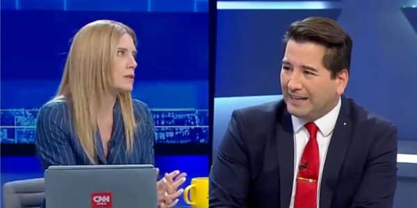 Javier Olivares responde a Mónica Rincón en Tolerancia Cero sobre Augusto Pinochet