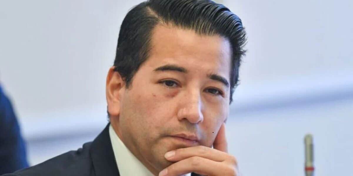 Javier Olivares anuncia querella tras acusaciones de club deportivo