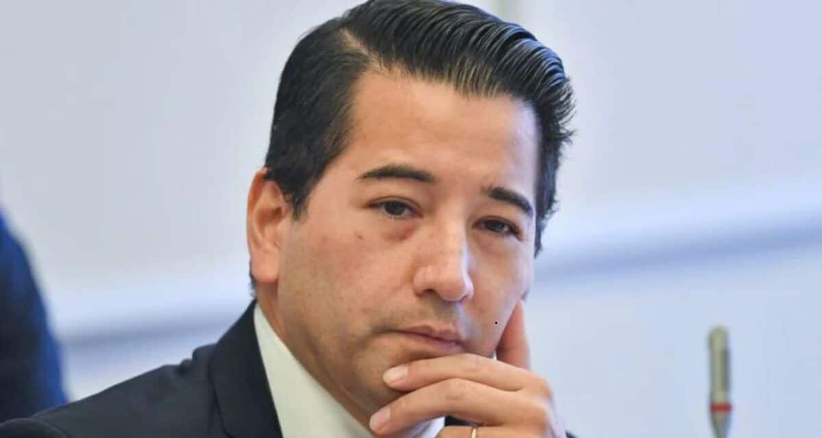 Javier Olivares anuncia querella tras acusaciones de club deportivo