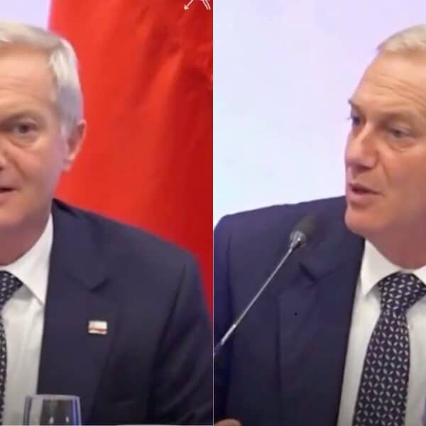José Antonio Kast durante una actividad pública donde confundió una frase histórica del fútbol chileno