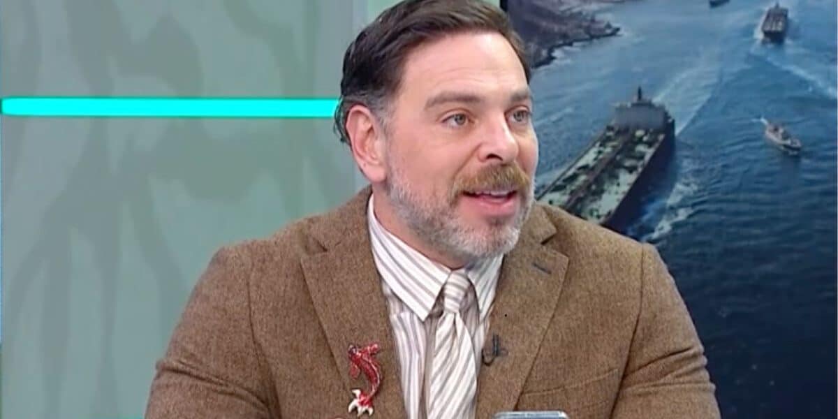 José Antonio Neme opinando sobre política durante programa Mucho Gusto