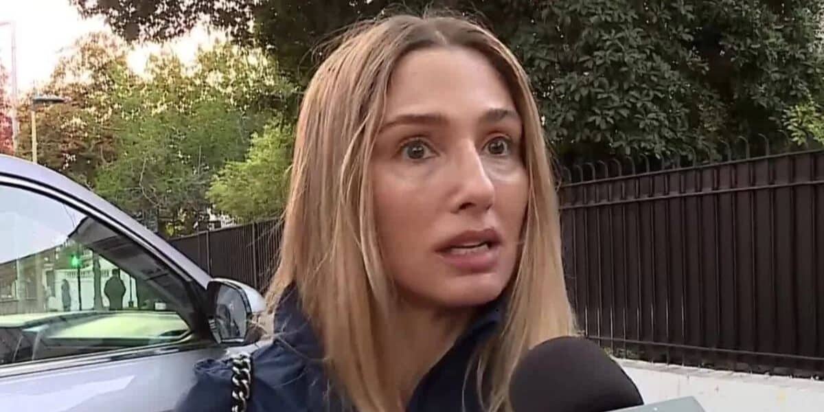 Mane Swett publicando mensajes sobre el difícil momento familiar que enfrenta