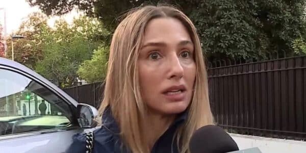 Mane Swett publicando mensajes sobre el difícil momento familiar que enfrenta
