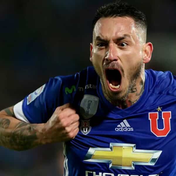 Mauricio Pinilla