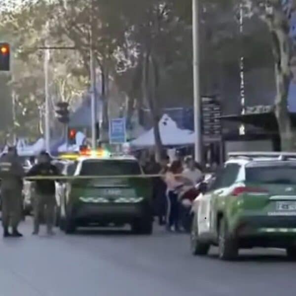 Carabinero de civil repelió asalto en sector Meiggs de Santiago