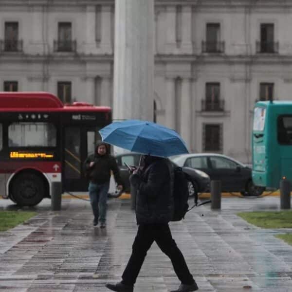 Cielos nublados en la Región Metropolitana ante posible llegada de precipitaciones