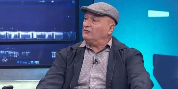 Ricardo Meruane comentando el cambio de gabinete en programa de televisión