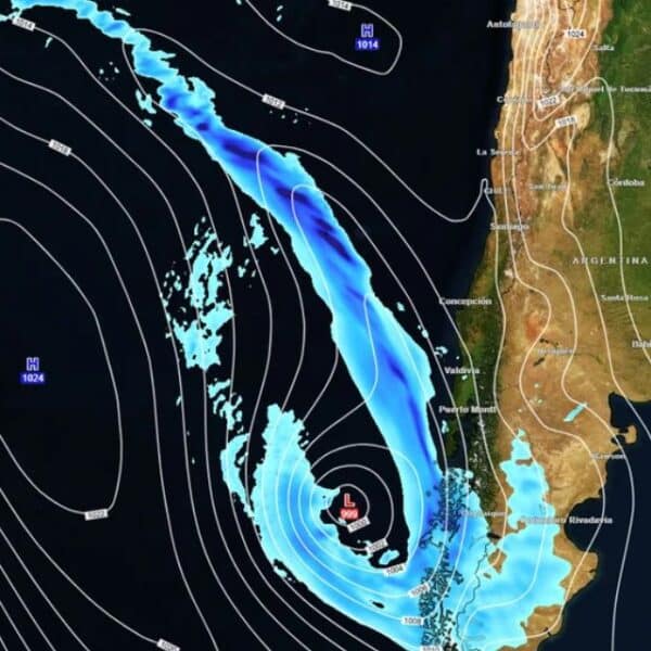 Ciclón extratropical avanzando hacia Chile con lluvias y nieve en varias regiones